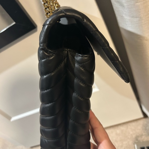 Tory Burch Kira Chevron - Picture 4 of 9